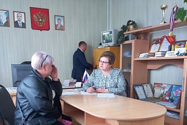 Рабочий день депутата Ольги Хромушиной